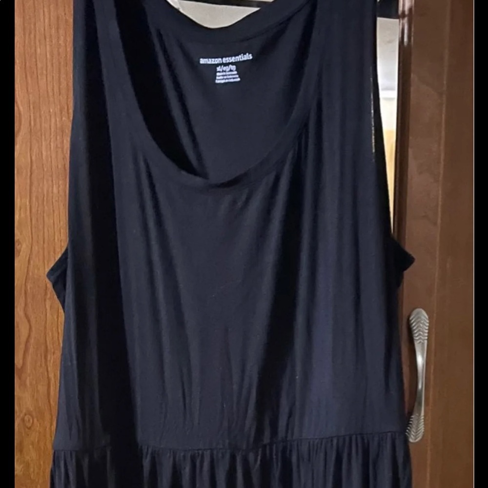Sleeveless maxi dress